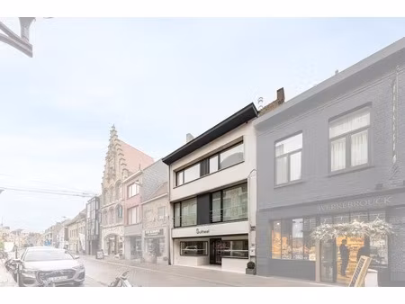 commercieel te koop in veurne met 6 slaapkamers