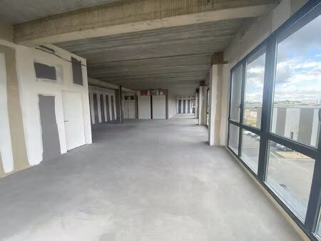 vente bureau 346 m² angers (49100)