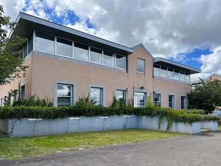 a vendre 90 m² de bureaux