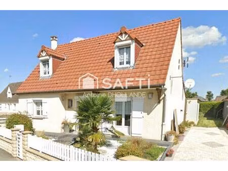 maison récente avec sous sol complet et piscine