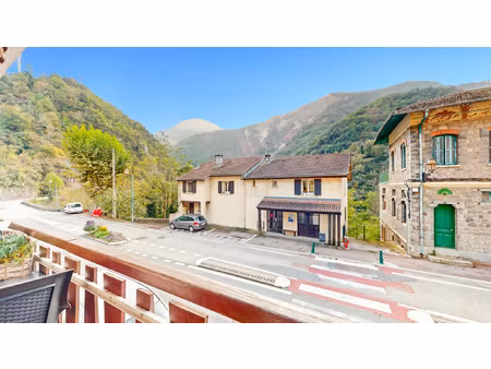 saint-sauveur-sur-tinée - appartement 4 pièces spacieux avec