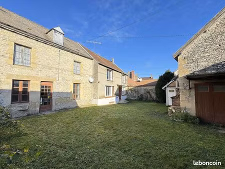 maison 10 pièces 240 m²