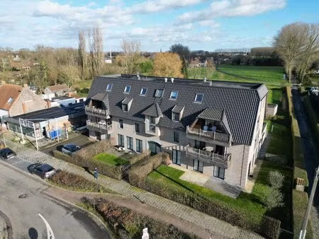 ruim duplexappartement met 3 slaapkamers  3 terrassen  ga...