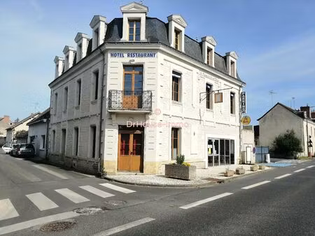 ensemble immobilier de 407m² à usage commercial ou d'habitation+ grange de 92m²