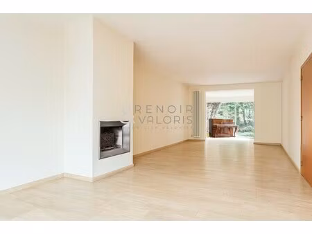 maison de luxe à vendre dans le quartier haussonville-blandan-donop