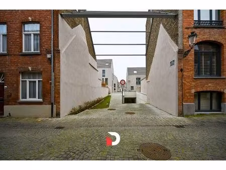 ondergrondse garageboxen te koop in hartje brugge – gulden roos