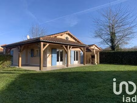 vente maison piscine à vasles (79340) : à vendre piscine / 76m² vasles