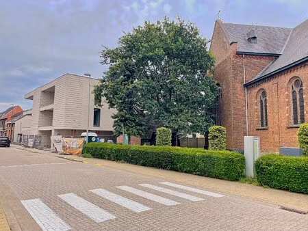 appartement te koop in tisselt met 2 slaapkamers
