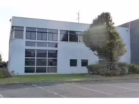 location bureau 4278 m² à plouzané (29280)