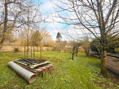 terrain viabilise clos de murs