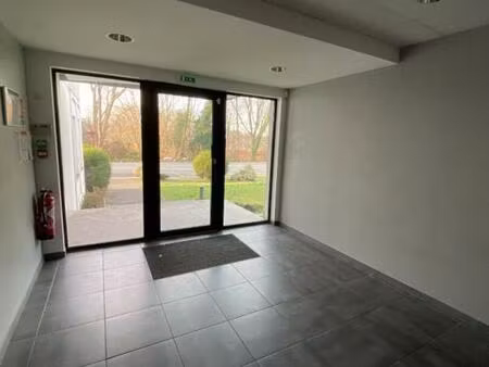 local de bureaux et salle de réunion pau nord 226 m2