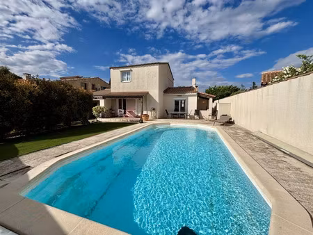 vente maison 4 pièces 110 m² gignac-la-nerthe (13180)