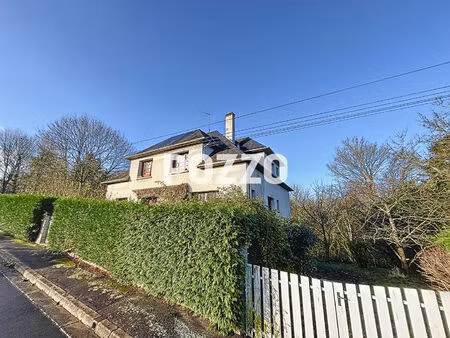 a vendre maison spacieuse de 9 pieces a vire normandie (14)
