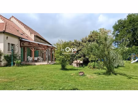 vente maison 5 pièces 110 m² à saint-angel (03170)  166 000 €