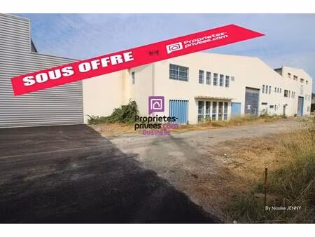 orange - murs entrepôts / local industriel 1 786 m² - 959 000 euros -