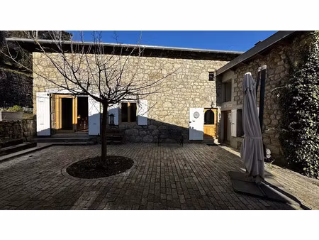 vente propriété 4 pièces 135 m² à désaignes (07570)  380 000 €