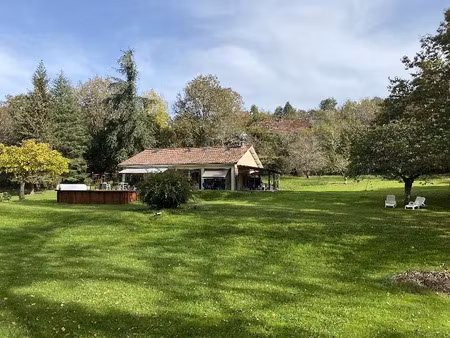 vente maison 7 pièces 238 m² à le buisson-de-cadouin (24480)  399 500 €