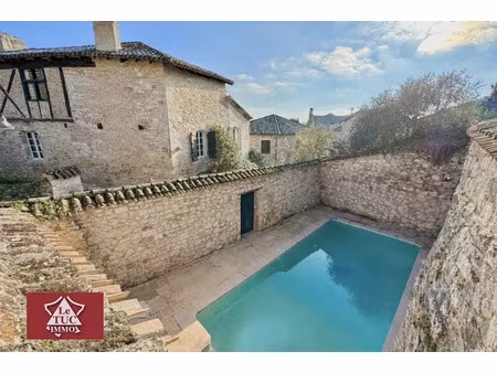vente maison 8 pièces 308 m² à penne-d'agenais (47140)  395 000 €