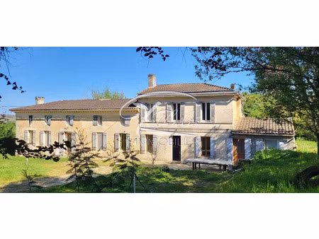 vente maison 10 pièces 225.75 m² à saint-trojan (33710)  415 000 €