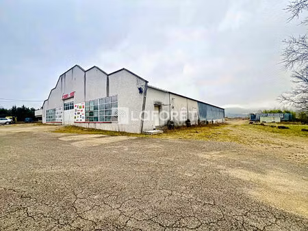 local d'activité salavre