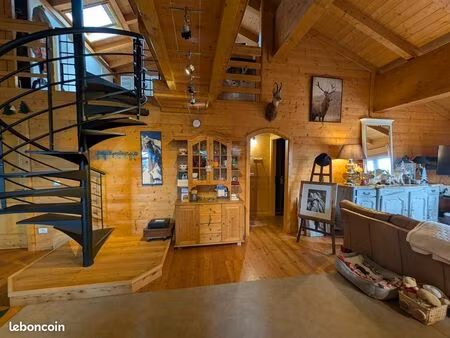 chalet 5 pièces 136 m²