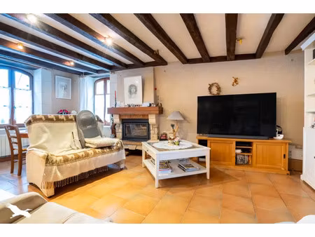 vente maison 5 pièces 195 m² sainte-catherine-de-fierbois (37800)