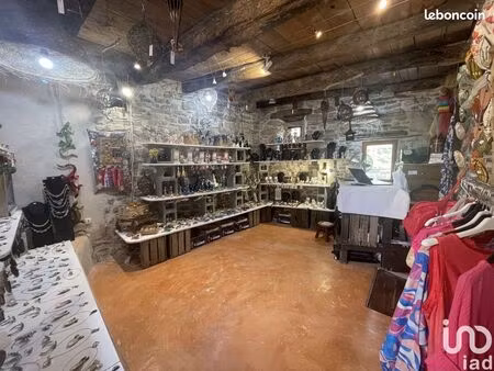 boutique 95 m² minerve