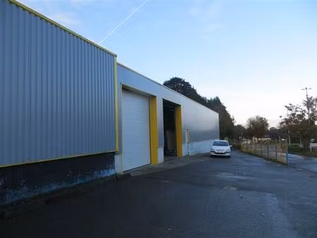 vente local d'activités landivisiau 550 m²