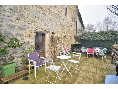 vente maison 4 pièces 144 m² à pérouges (01800)  299 000 €