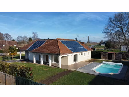 vente maison 6 pièces 149m2 pau 64000 - 323000 € - surface privée