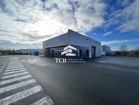 location local commercial