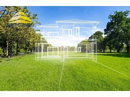 terrain constructible de 615 m²