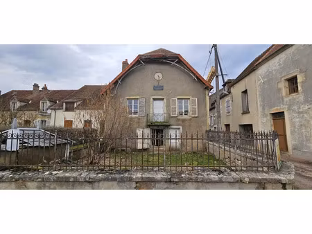 vente maison 5 pièces 84 m² à varzy (58210)  30 000 €