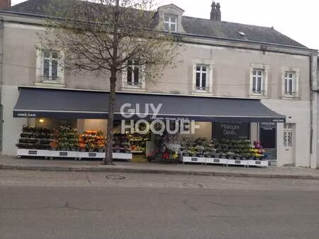 location bureaux et commerces à château-gontier (53200) : à louer / 89m² château-gontier