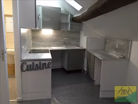 en plein centre ville de beaumont sur oise studio