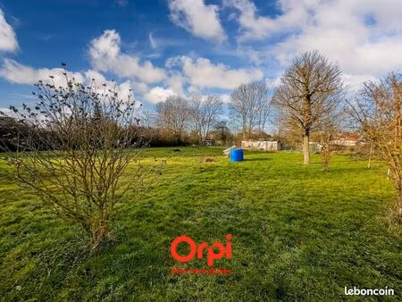 terrain 1 262 m² voussac