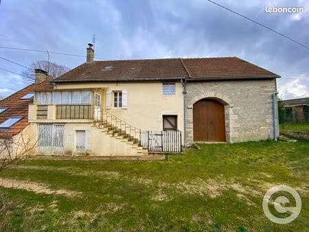 maison 4 pièces 98 m²