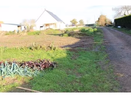 terrain 680 m² la graverie