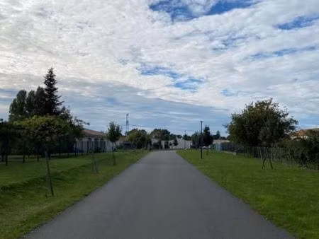 terrain 565 m² chaniers