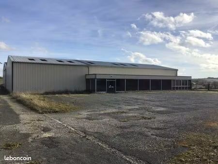location local industriel 1200 m2