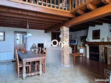 ferme 6 pièces 215 m²