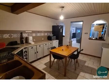 maison de village 3 pièces 90 m²