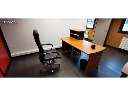 bureau 17m² à louer – travailler au vert proche st-jean-de-bournay