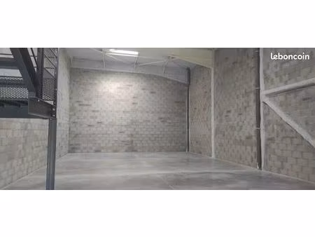 local d'activite 255 m² tignieu jameyzieu