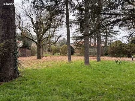 terrain 795 m² veauche