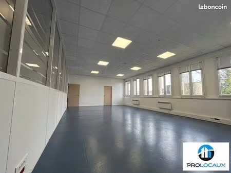 bureaux 308 m²