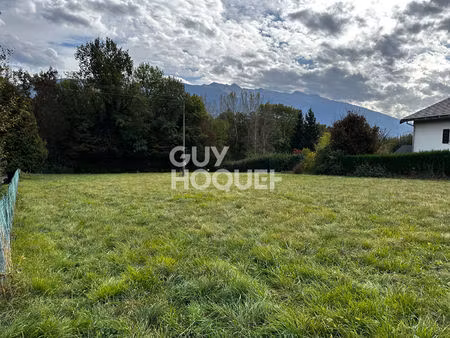 terrain mercury 770 m². a voir rapidement !
