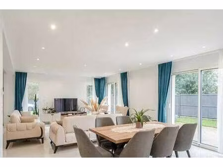 vente maison à bavent (14860) : à vendre / 196m² bavent