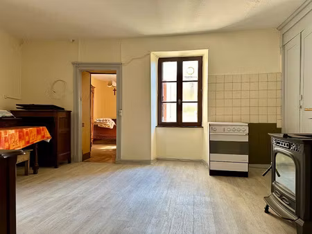 vente maison 4 pièces 96.73 m² à sévérac-le-château (12150)  70 000 €