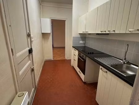 location appartement 2 pièces 42 m² à gardanne (13120)